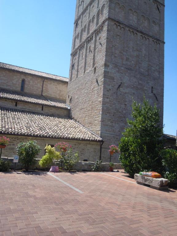 Il Turrione Lägenhet Assisi Exteriör bild