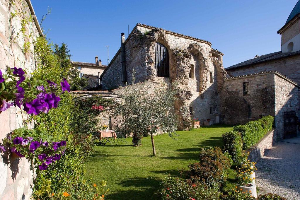 Il Turrione Lägenhet Assisi Exteriör bild